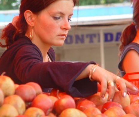 De ce e România INVADATĂ de mere din Polonia. Cum NE BAT polonezii la producţia de fructe şi legume