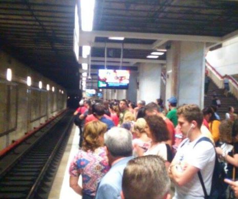 Incident dramatic în staţia de metrou Constantin Brâncoveanu. O persoană a încercat să-şi pună capăt zilelor