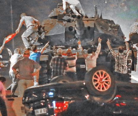 Lovitura de Bazar: 3 scenarii pentru un puci stupid | Haosul din Turcia zdruncină NATO