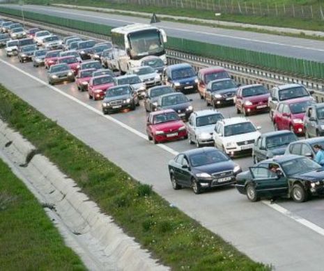 NEWS ALERT: Trafic ÎNGREUNAT pe Autostrada Soarelui din cauza unui ACCIDENT GRAV. Reacția CENTRULUI INFOTRAFIC