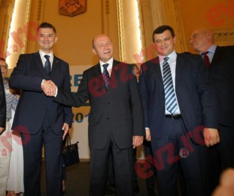 Noul PMP devine a 3-a forță Băsescu vrea să fie premier și pregătește programul de guvernare