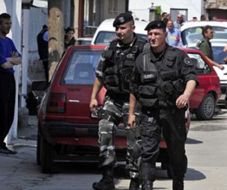 Pericolul terorist, mai aproape decât redem! Poliţia a arestat patru macedoneni suspectaţi că au luptat alături de JIHADIŞTI
