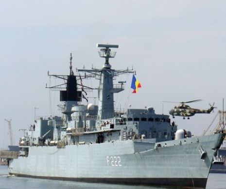 Trei nave de luptă româneşti se joacă de-a războiul în Marea Neagră