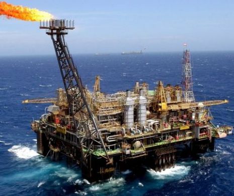Turcia interzice tranzitul petrolierelor prin strâmtoarea Bosfor