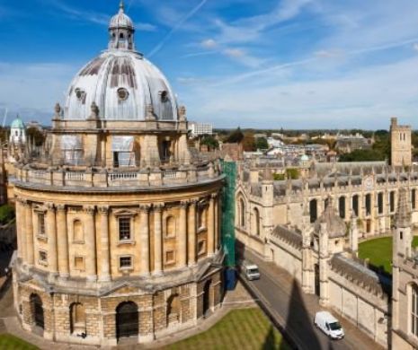 Mai mulți puști din România experimentează viața la Oxford