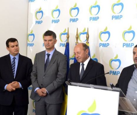 PMP a mai făcut o alianță. Băsescu a bătut palma cu transportatorii