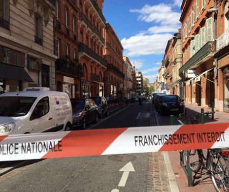 Poliţistă, înjunghiată în apropierea secţiei din oraşul Toulouse, Franţa. Starea victimei este gravă