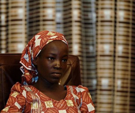 Salvată din mâinile TERORIȘTILOR Boko Haram, o elevă RĂPITĂ plânge: „Mi-e dor de soțul mei JIHADIST!”