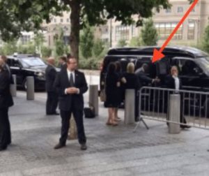 CULISELE unui LEŞIN. „Am protejat-o pe Hillary Clinton în Secret Service. Iată ce mă ÎNGRIJOREAZĂ la starea ei de SĂNĂTATE”