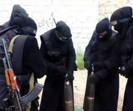 Femeile se revoltă împotriva ISIS: Bombele ASCUNSE sub burqa fac RAVAGII în rândurile jihadiştilor