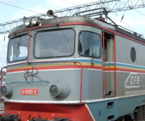 Trenul Timișoara – București a întârziat 73 de minute. Șina de cale ferată a fost FISURATĂ
