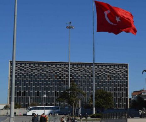 Ankara e în ALERTĂ. Palatul de JUSTIȚIE din capitala TURCIEI a fost evacuat după o amenințare TERORISTĂ