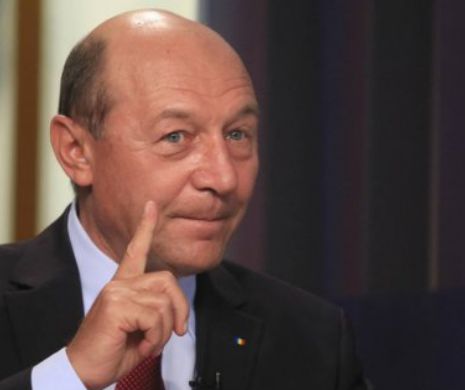Băsescu are un MESAJ DE APRECIERE pentru Klaus Iohannis. De ce crede liderul PMP că şeful statului “FACE BINE CEEA CE FACE”?