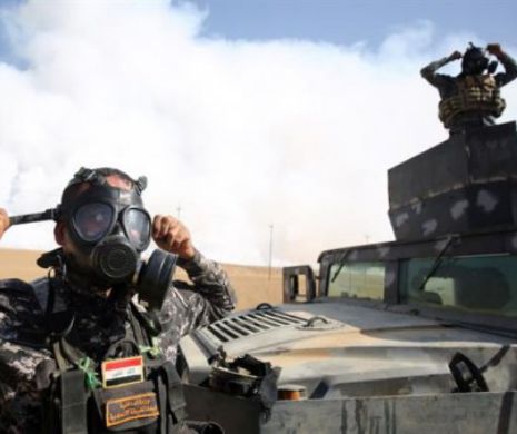 Mosul: ISIS inundă cu fum TOXIC trupele asediatoare. Atacul-DIVERSIUNE de la Kirkuk a provocat DISLOCAREA kurzilor. Se anunță o BAIE de SÂNGE