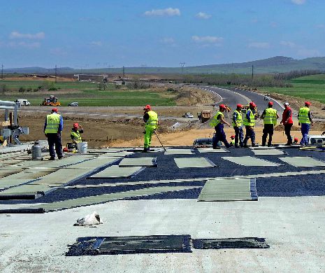SCANDAL URIAŞ. Compania care a construit autostrada „surpată” în România, acuzată de CORUPŢIE în Italia
