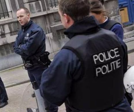Teroare la Bruxelles. Polițiști ÎNJUNGHIAȚI în timpul alertei cu BOMBĂ