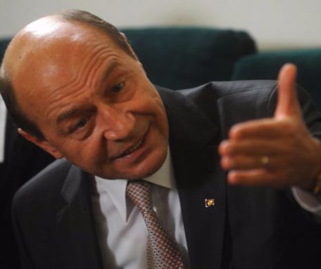 Traian Băsescu candidează în Bucureşti pentru un mandat de senator
