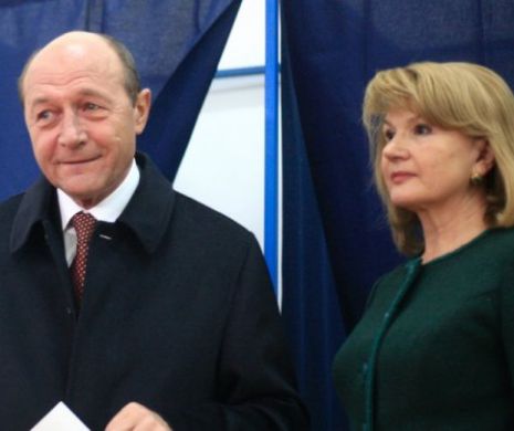 ULTIMA ORĂ. Traian Băsescu şi Maria Băsescu,  cetăţeni moldoveni cu acte în regulă
