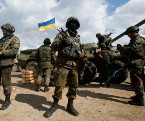 Armata UCRAINEANĂ va face exerciţii militare în apropierea Peninsulei Crimeea