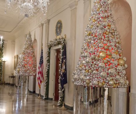 Crăciun magic la Casa Albă.  Michelle Obama a ales tema „darul sărbătorilor”
