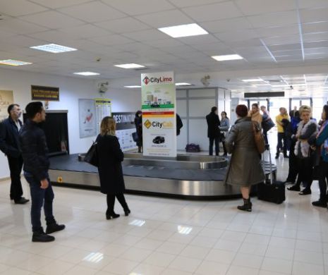 Cursa cu ”surprize”: pasagerii au zburat o oră până la Timișoara și au așteptat încă o oră după bagaje