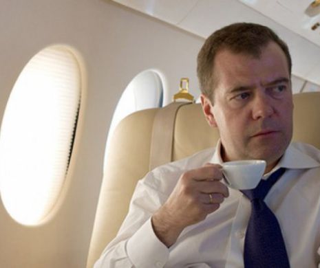 Dmitri Medvedev vrea să redenumească cafeaua "americano” în "rusiano”