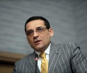Gabriel Mutu, primarul Sectorului 6, îi dă în gât pe consilierii generali