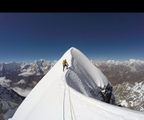 PRIMII oameni care au escaladat Saldim Peak sunt ROMÂNI. În ce condiții au reușit performanța I GALERIE FOTO