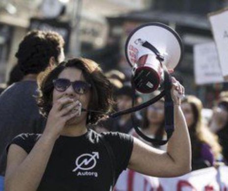 Revoltă la Roma! Italienii se opun reformei constituționale propuse de Matteo Renzi