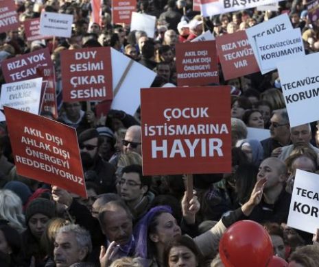 Turcia va modifica proiectul privind agresiunile sexuale