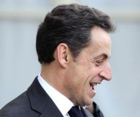 Ultimul bal al celor doi politicieni: Hillary Clinton și Sarkozy. Amândoi au ieşit din politica mare
