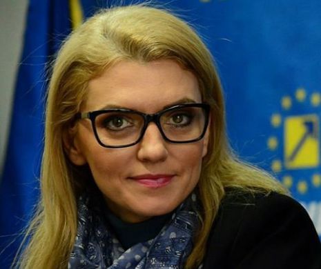 ALEGERI PARLAMENTARE 2016. CUTREMUR ÎN PNL. Alina Gorghiu vrea să DEMISIONEZE din fruntea partidului după DEZASTRUL DE LA ALEGERI. Liberalii caută cu DISPERARE UN INTERIMAR