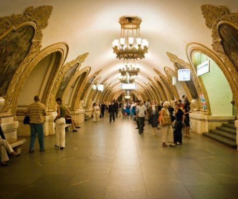 ALERTĂ CU BOMBĂ la metroul din MOSCOVA. 3.000 de oameni , evacuați