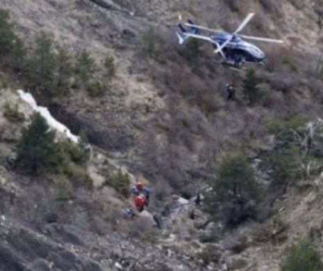 O nouă TRAGEDIE aviatică. Un avion al POLIȚIEI cu 15 persoane la bord s-a prăbușit