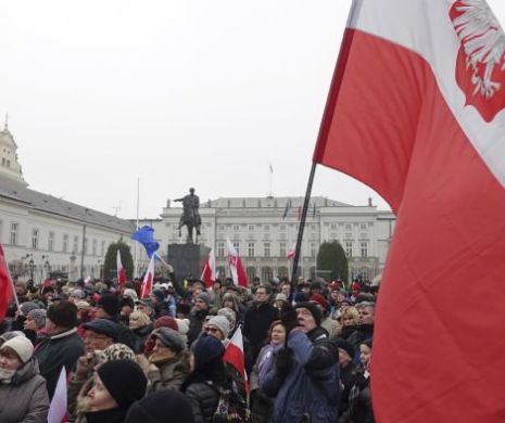 Opoziția acuză: „Polonia, pe drumul spre autocrație”