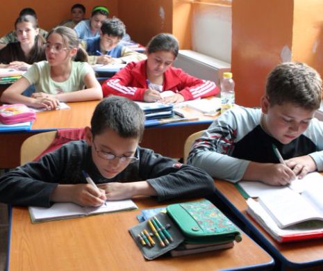 Performanțele sistemului educațional românesc în lume. Elevii români mai buni la literatură în ultimii ani, iar matematică aproape constantă. Totuși, pierdem elevii cu performanțe ridicate