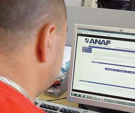 Plata taxelor la ANAF se poate face şi online de astăzi