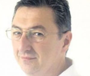 Te rog nu te întoarce din lună | DISTANȚE, DEMONI, AVENTURI