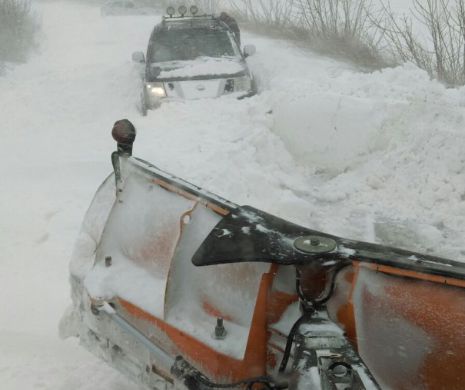 BREAKING NEWS: Iadul Alb face ravagii din nou. DN 38, închis din cauza zăpezii. Alte drumuri importante vor fi BLOCATE