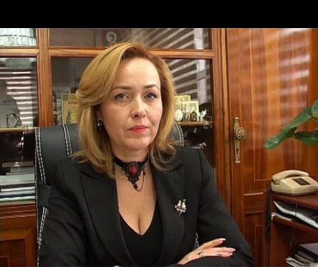 Carmen Dan, noul ministru de Interne a terminat Facultatea la 31 de ani