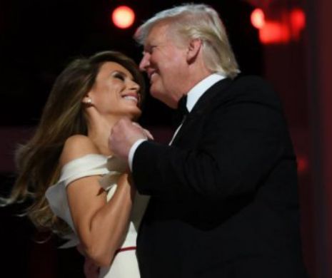 Cât de grațioși (sau nu) au fost Melania și Donald Trump la primul dans ca preşedinte al SUA? V-au plăcut?