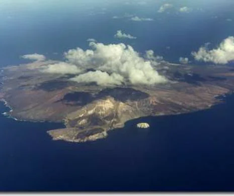 DESTINAŢIE IMPOSIBILĂ. Ascension, insula uitată de timp din buricul Atlanticului de Sud