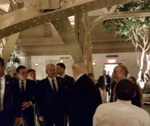 Dragnea lângă Trump, IPOSTAZA IRONIZATĂ de un fost CONSILIER PREZIDENŢIAL. Detalii neştiute despre RELAŢIILE ROMÂNO-AMERICANE din timpul lui Ion Iliescu PÂNĂ ÎN PREZENT