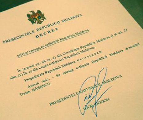 Prima „victorie” din „epoca dodoniană” a lui 2017, cu care s-au „rezolvat” toate probleme țării: Băsescu a rămas fără cetățenia R. Moldova pe Facebook
