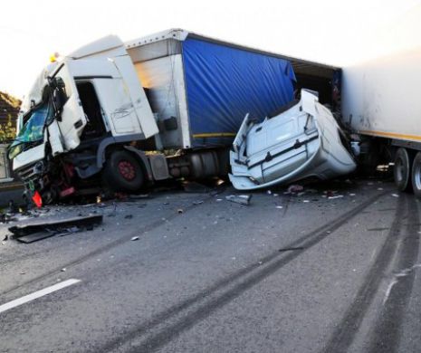 Șofer de TIR din România, MORT într-un accident HORROR pe o autostradă din Polonia