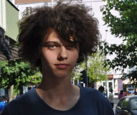 Un ADOLESCENT din România, în TOP la Săptămâna Modei de la Milano