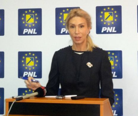 CADOURILE SUPRIZĂ ale liberalilor pentru Liviu Dragnea. PNL s-a alăturat protestului USR în Parlament