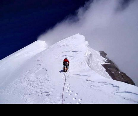 Clujeanul care va escalada Everestul: „Şapte paşi pe acoperişul lumii”