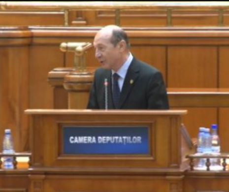 Glumele cu care Basescu a facut circ in Parlament. Reactia lui Dragnea: Numai in Romania se poate intampla sa te injure unul pe timpul tau. VIDEO