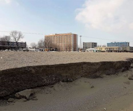 Plaja din Mamaia, distrusă în sudul stațiunii pe porțiunea reabilitată cu bani europeni